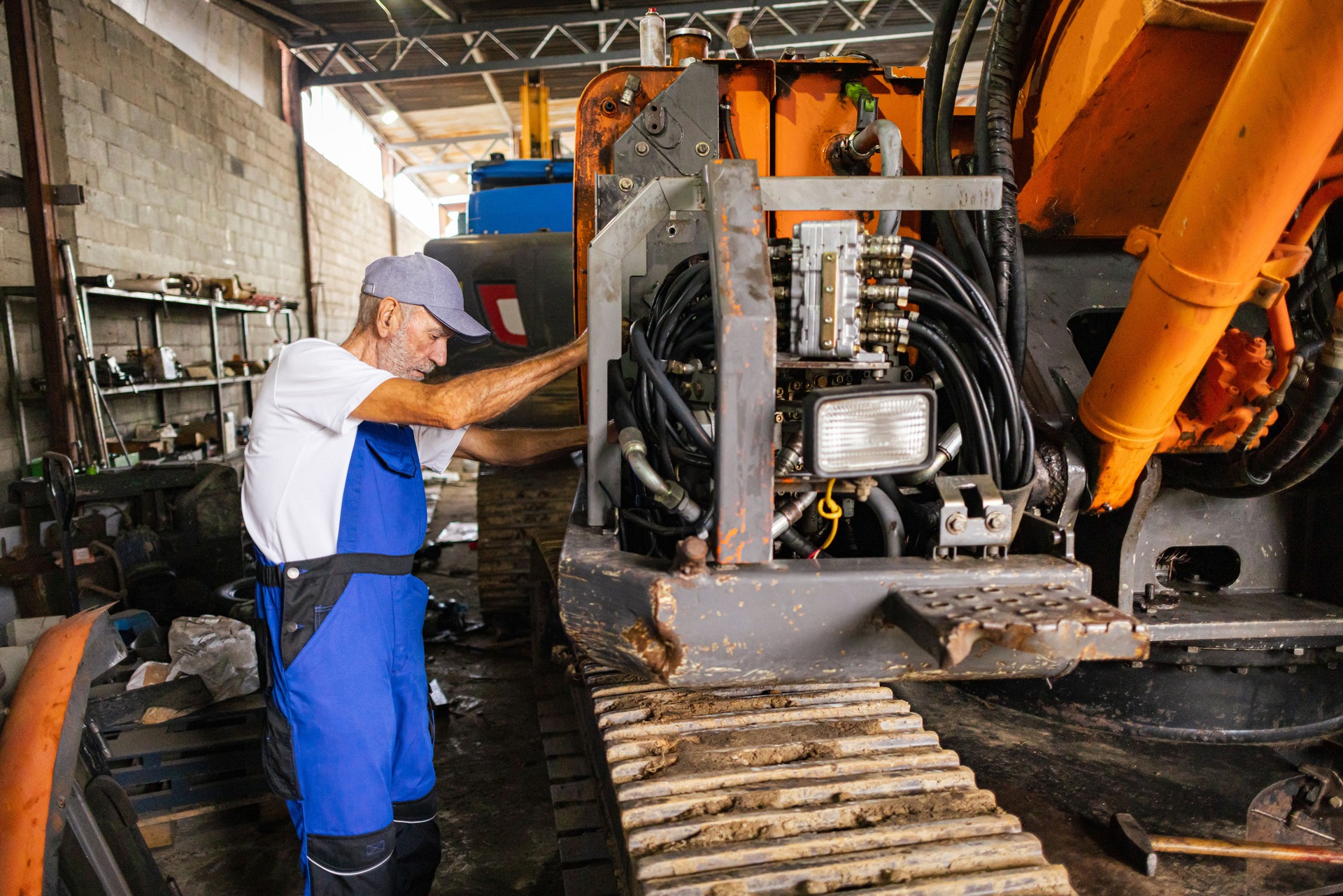 Heavy Machinery Repair Shop